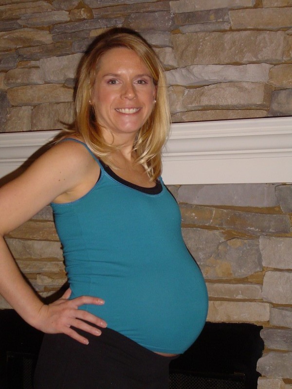 Забеременеть в 41. Девушка 41 беременность. Беременность в 41 год. Беременность в 41 год фото.