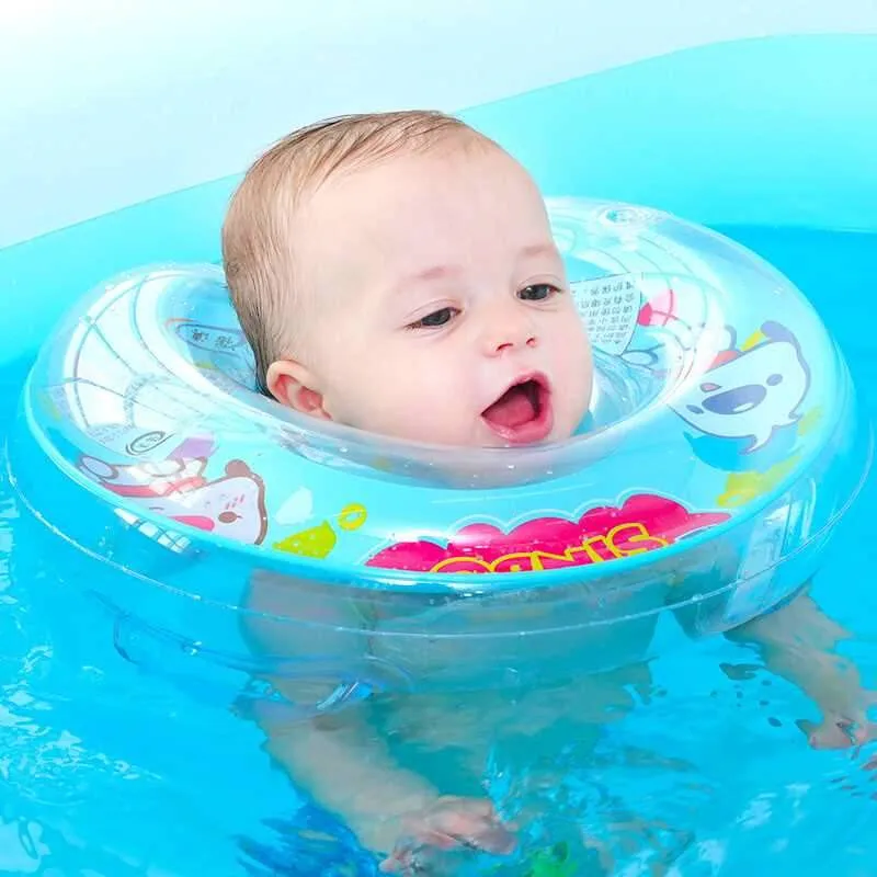 Для купания 0. Круг для купания младенцев. Круг для плавания новорожденных. Надувной круг для купания новорожденных. Купание в кругу новорожденного.