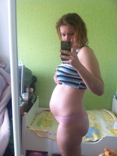 Ребенок в 26 недель в животе. Живот на 27 неделе беременности. Живот на 28 неделе беременности. Животик на 27 неделе беременности. Живот на 26 неделе.