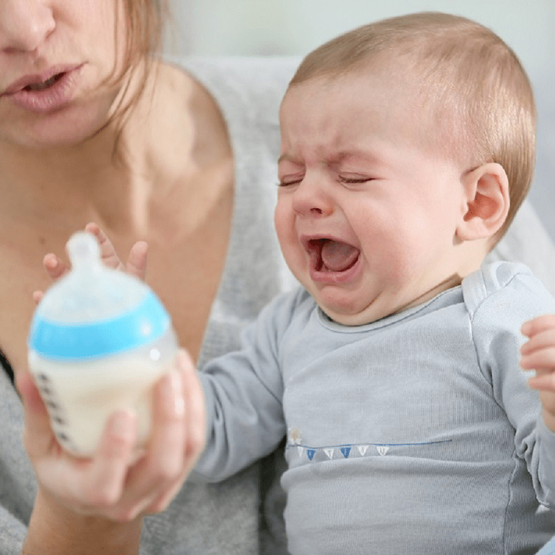 Срыгивание у новорожденных после кормления фото
