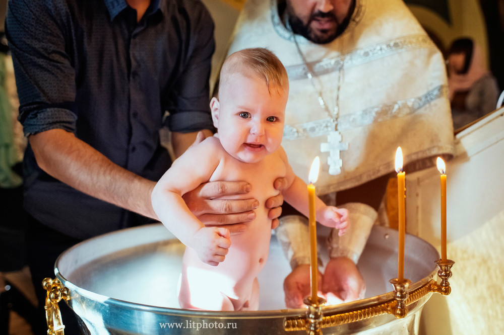 Можно ли крестить ребенка в мае. Крещение во Владимирском храме иконы Божьей матери в Куркино. Новленское крещение.