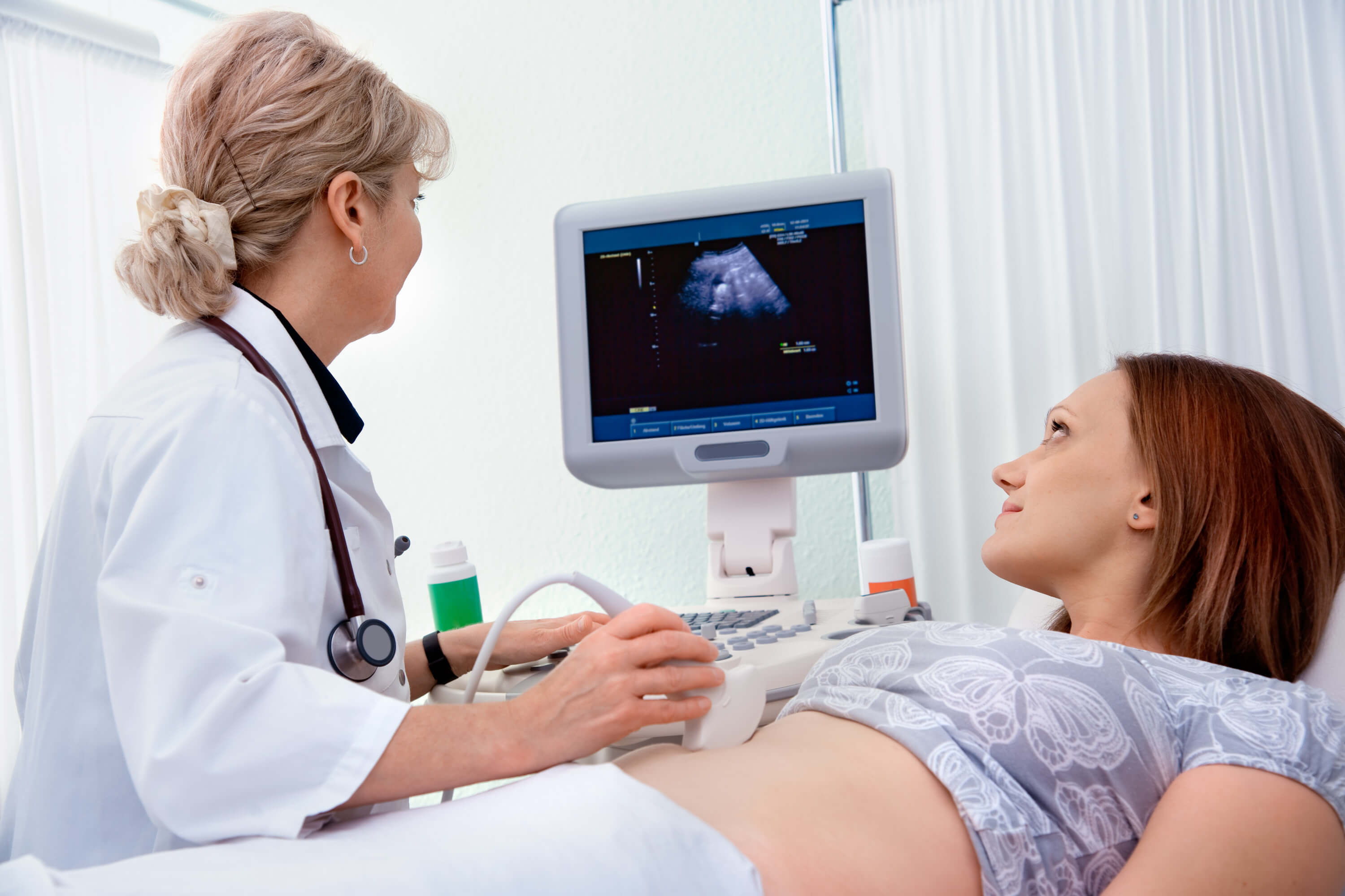 Как проходит обследование беременных и рожениц: Современные методы диагностики