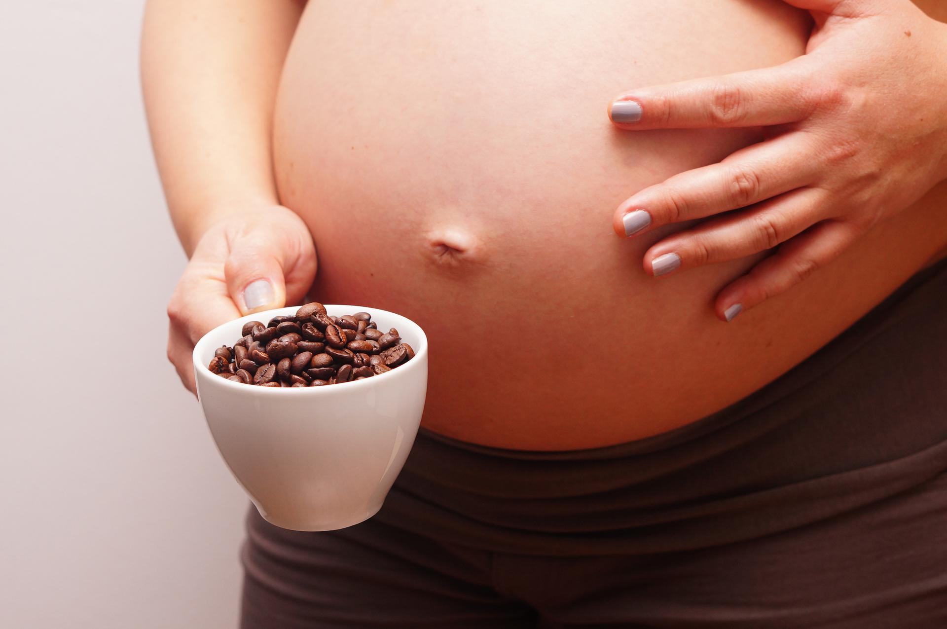 Вареный кофе во время беременности: польза или вред для будущей мамы