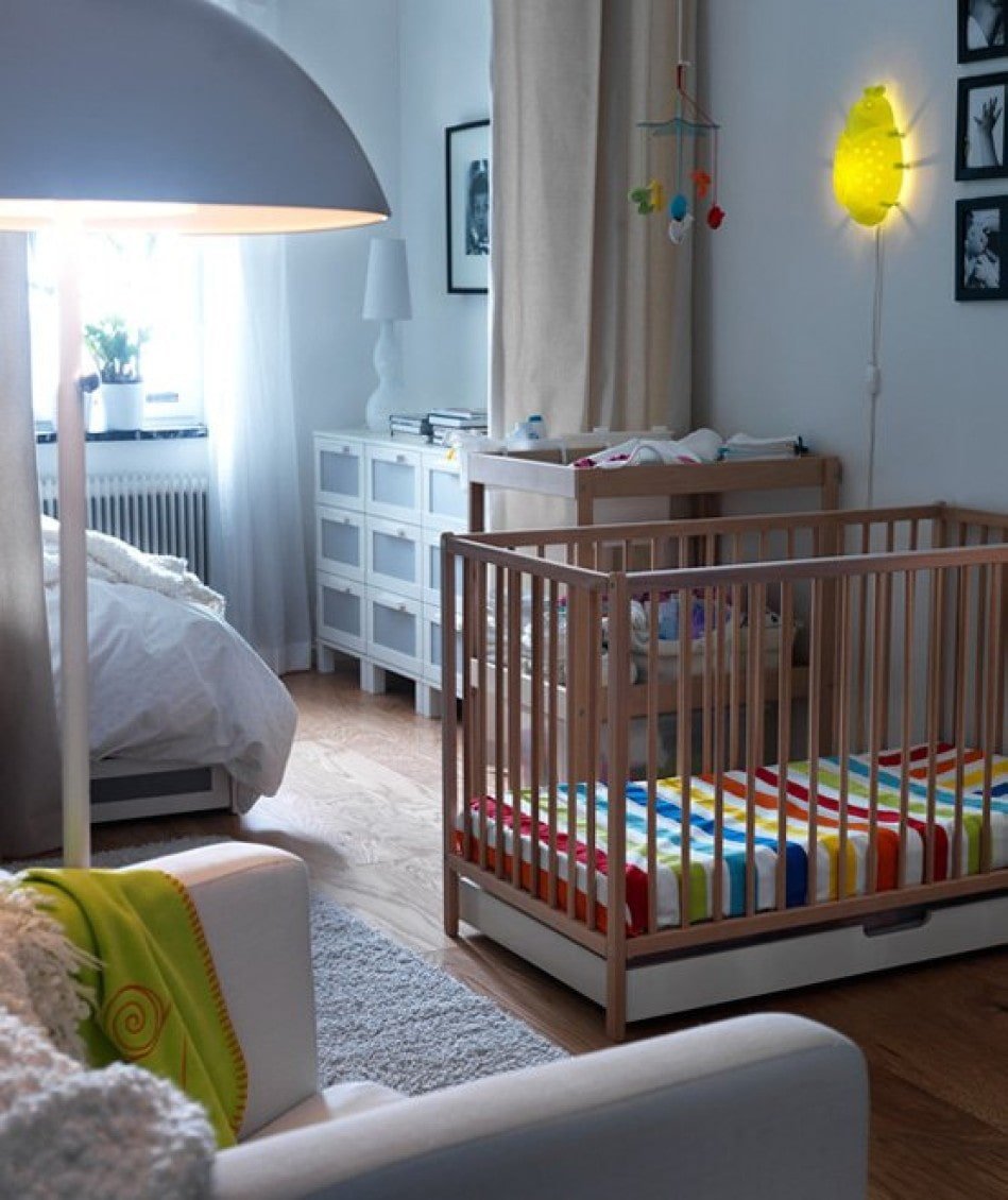 Как обустроить кроватку новорожденного: Уютный сон малыша с первых дней