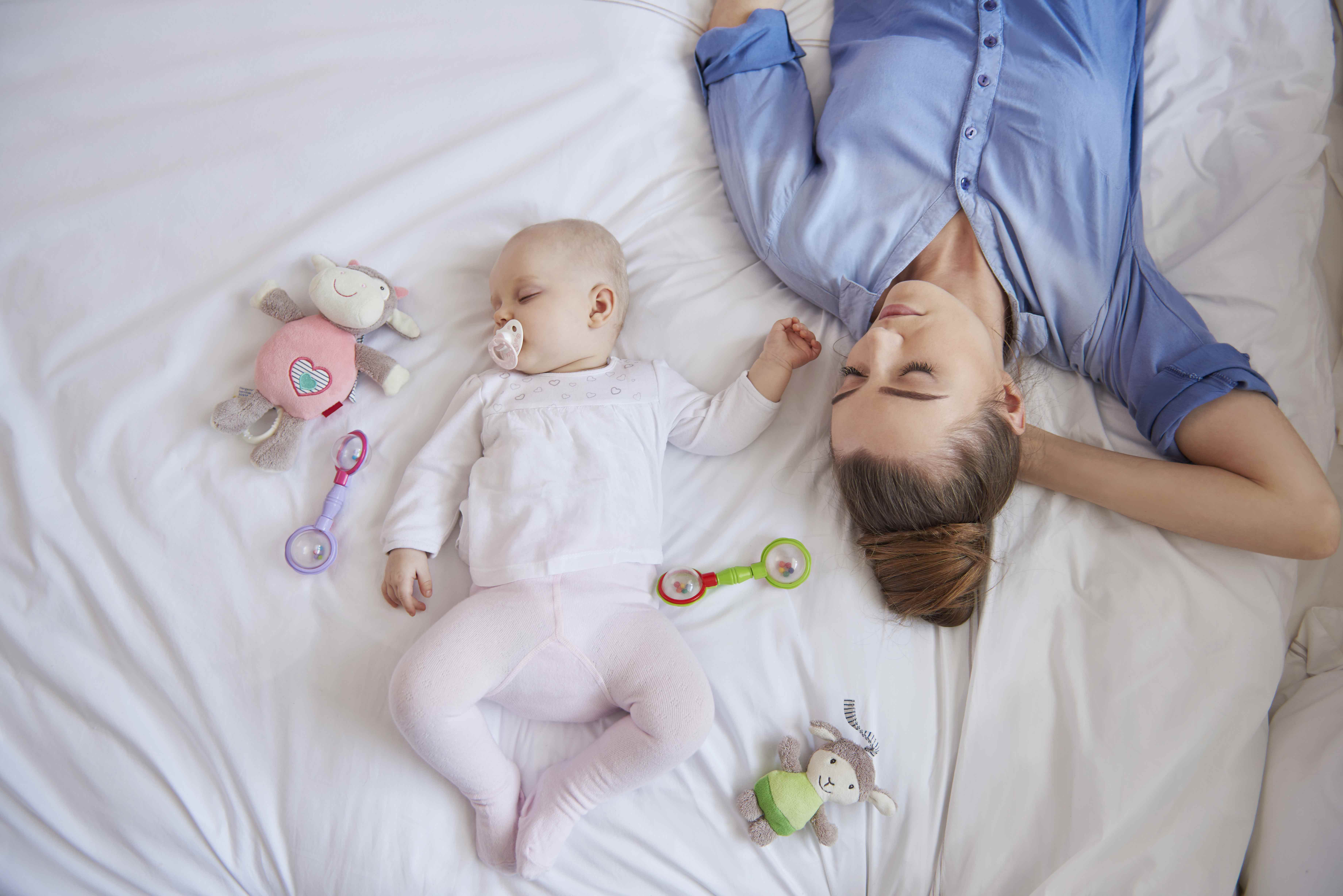 Как помочь малышу уснуть без слез: Секреты спокойного сна для новорожденных