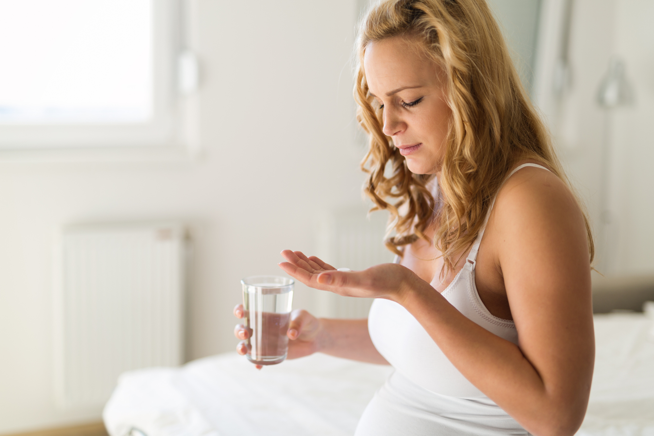 Беременность и антибиотики: как безопасно лечиться будущей маме