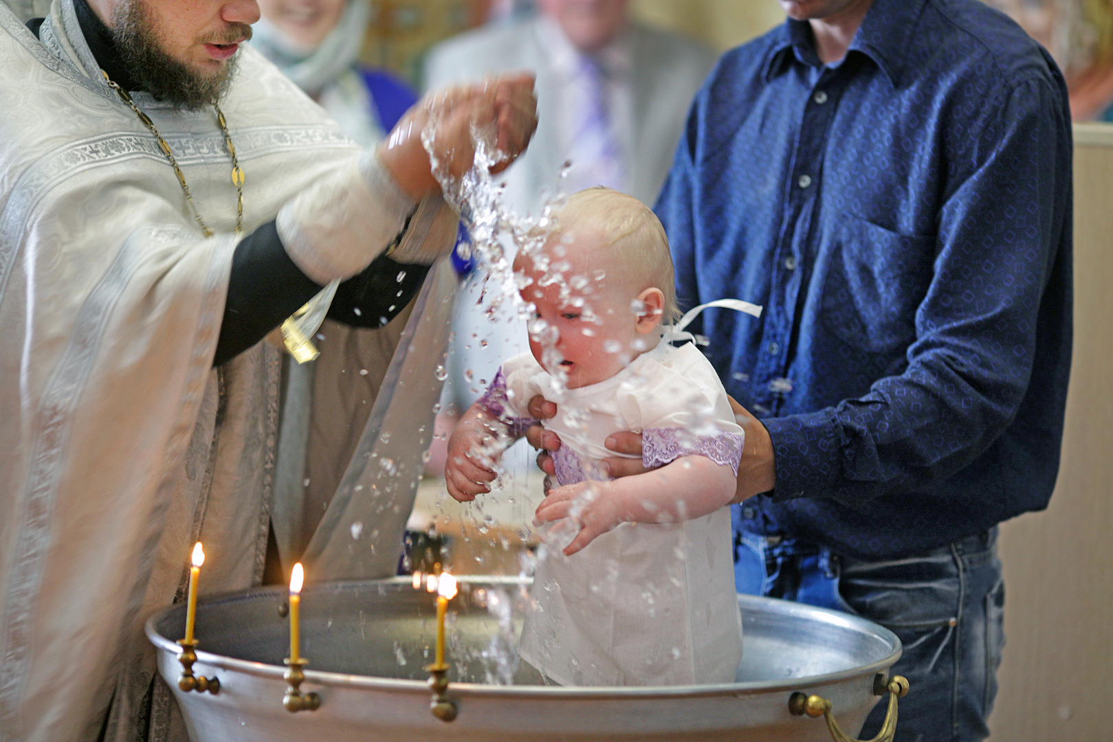 Крестить в честь святого. Крещение в православии. Православные таинства крещение. Крещение ребенка. С Крещением христианские.