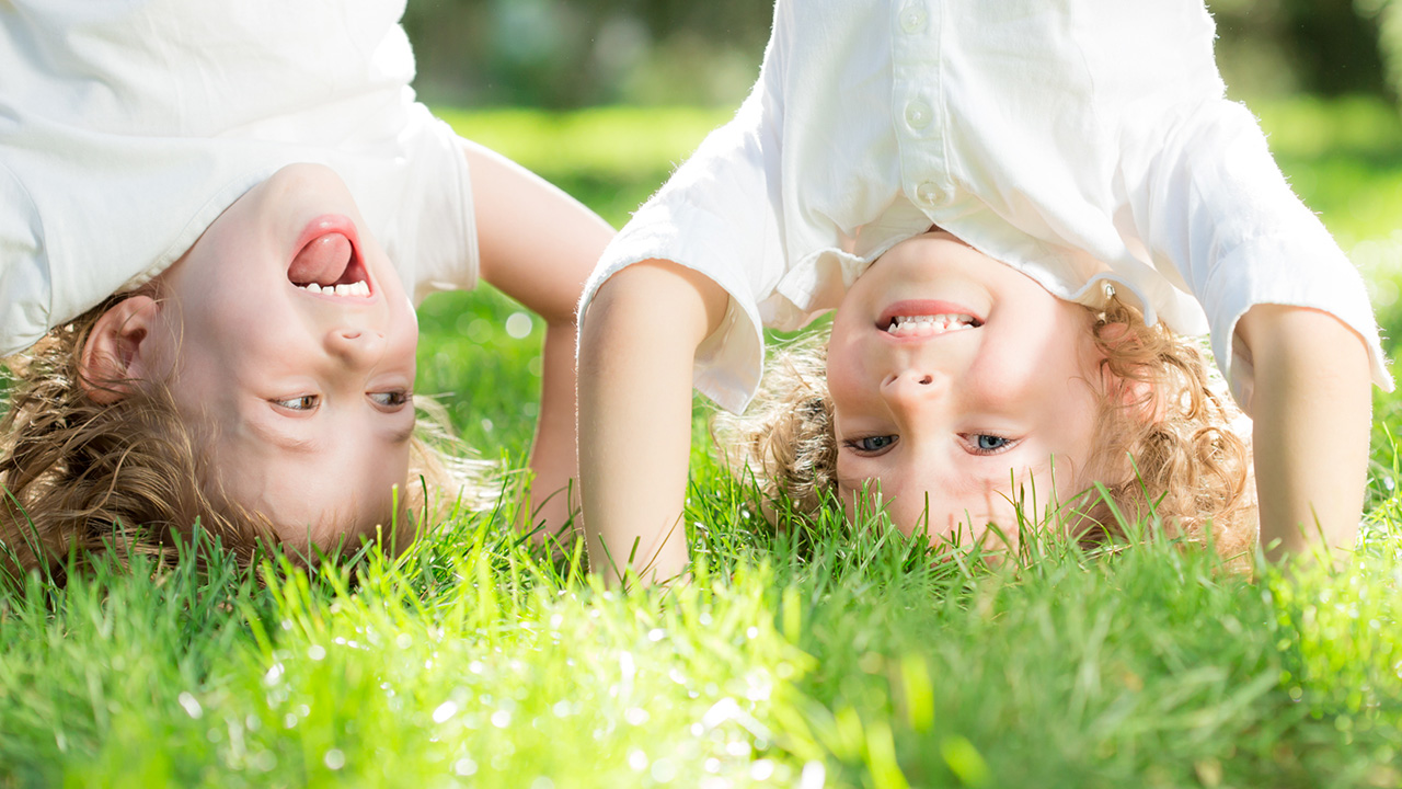 Как вырастить счастливого малыша: Секреты воспитания с пеленок