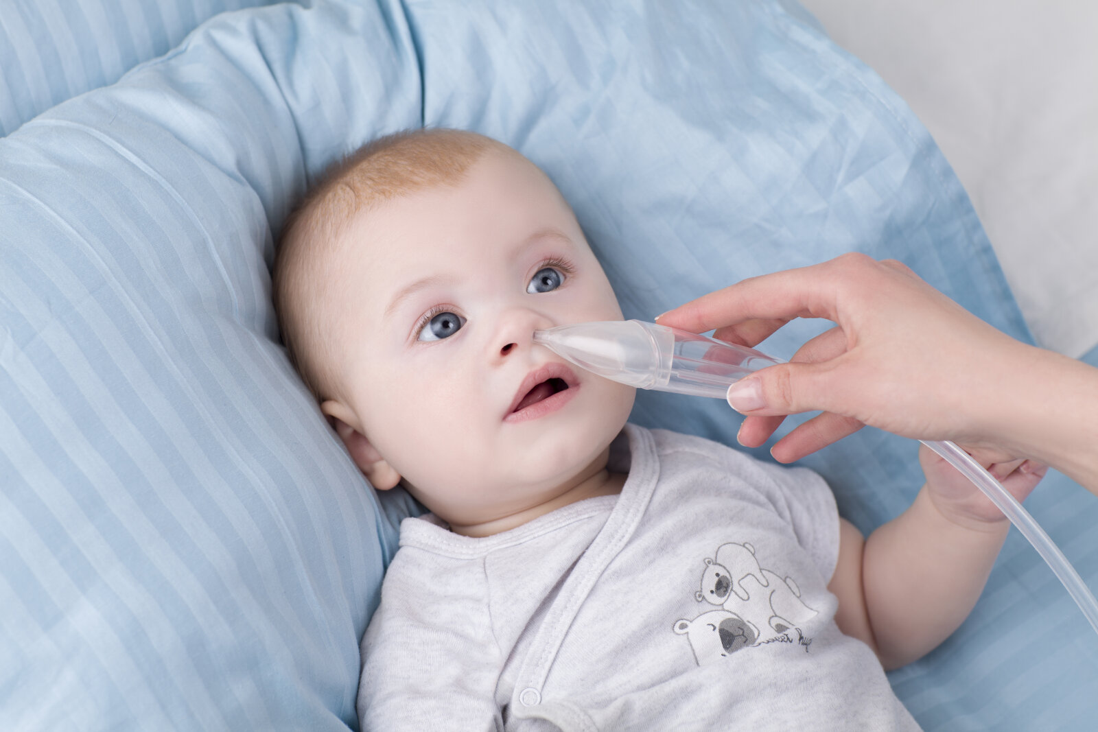 Как победить насморк у двухмесячного малыша: Эффективные методы лечения