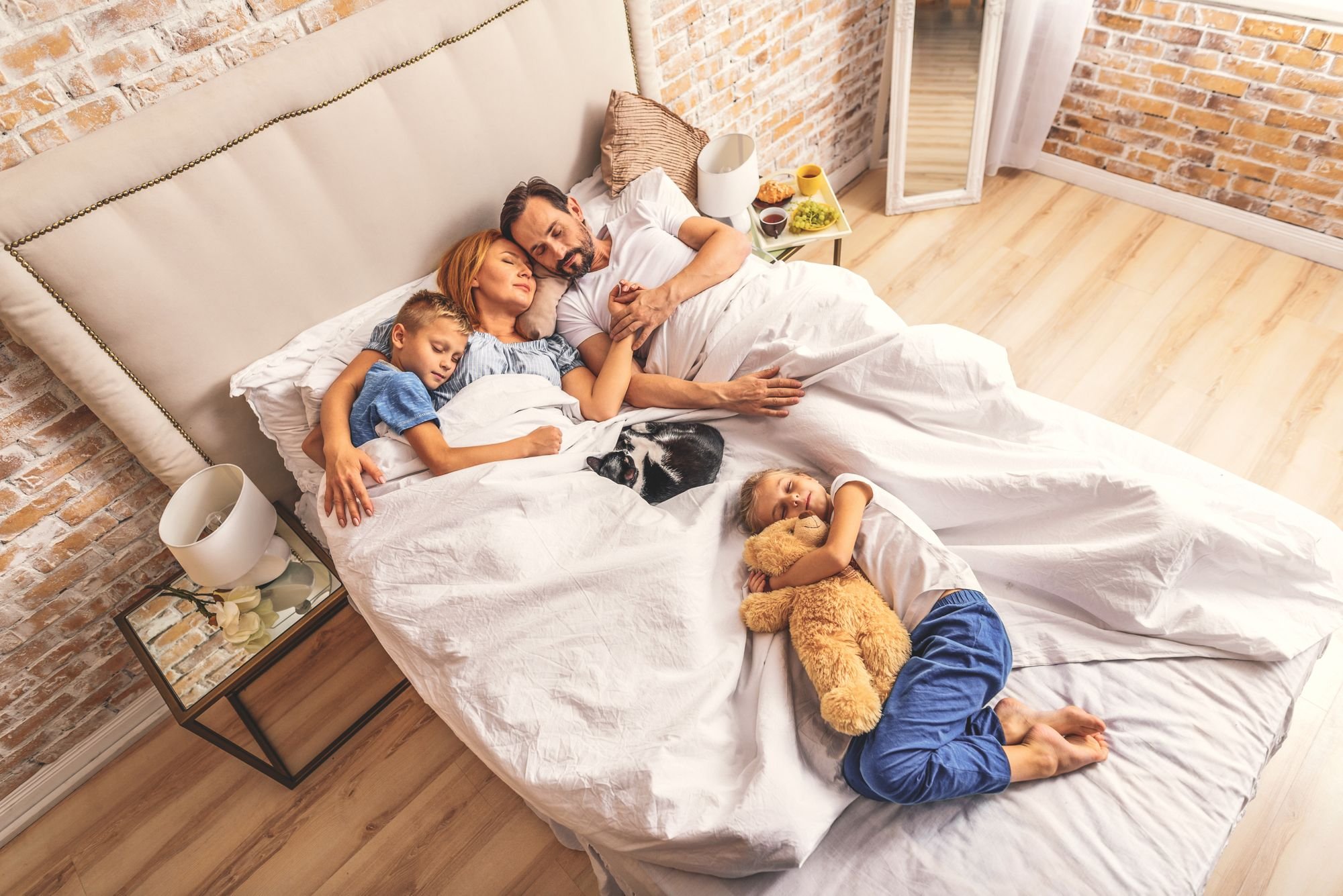 Как приучить к кроватке малыша: Секреты спокойного сна для всей семьи