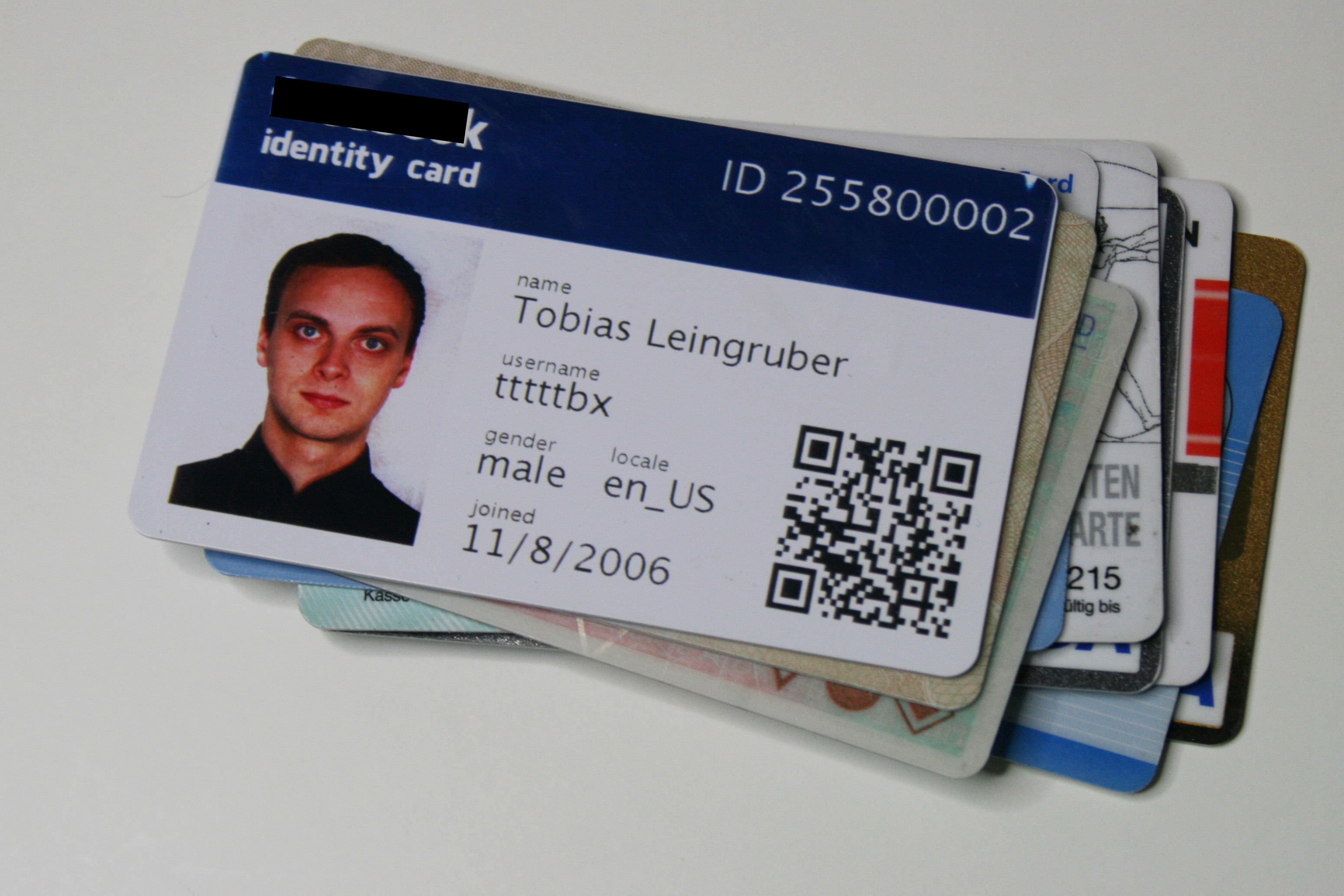 Students card 1. ID Card. Идентификационные карты. Идентификационные пластиковые карты. Пластиковая ID карта.
