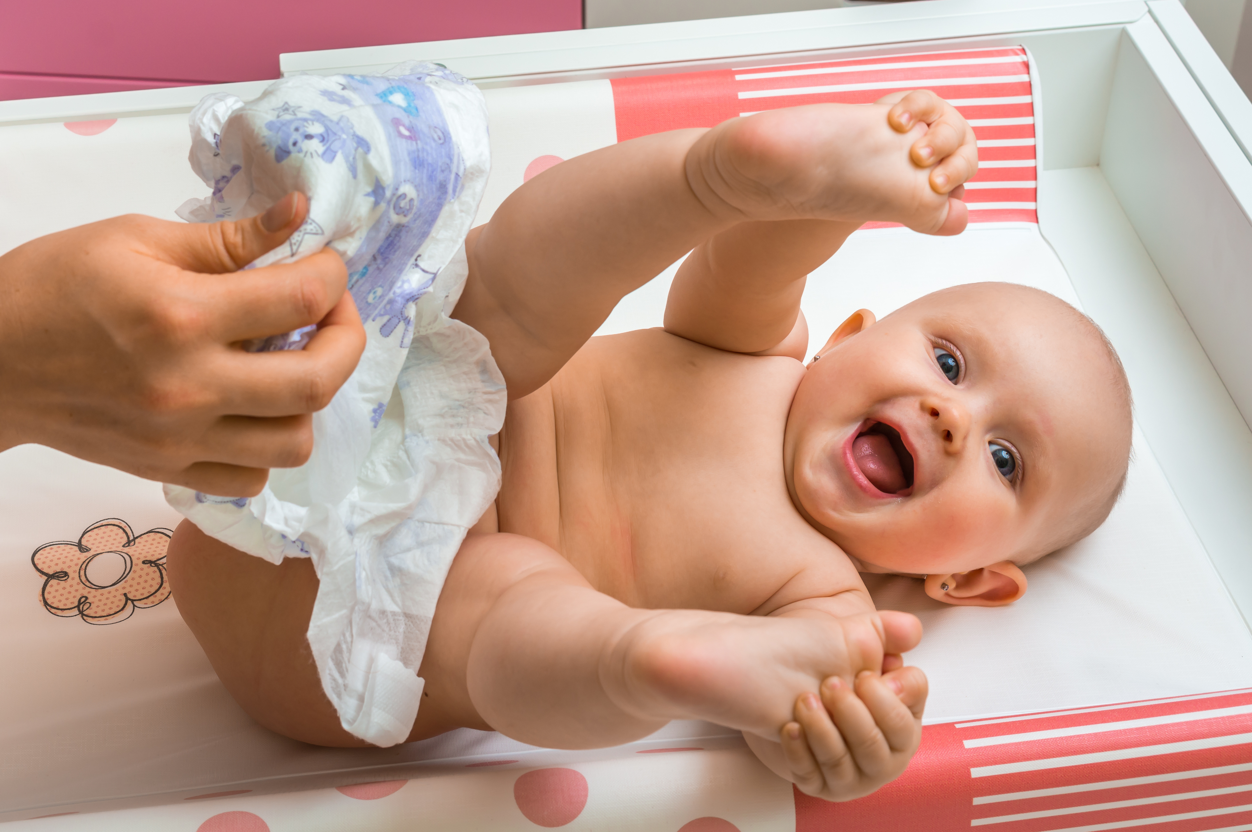 Как выбрать между пеленками и подгузниками: Секреты комфортного ухода за малышом
