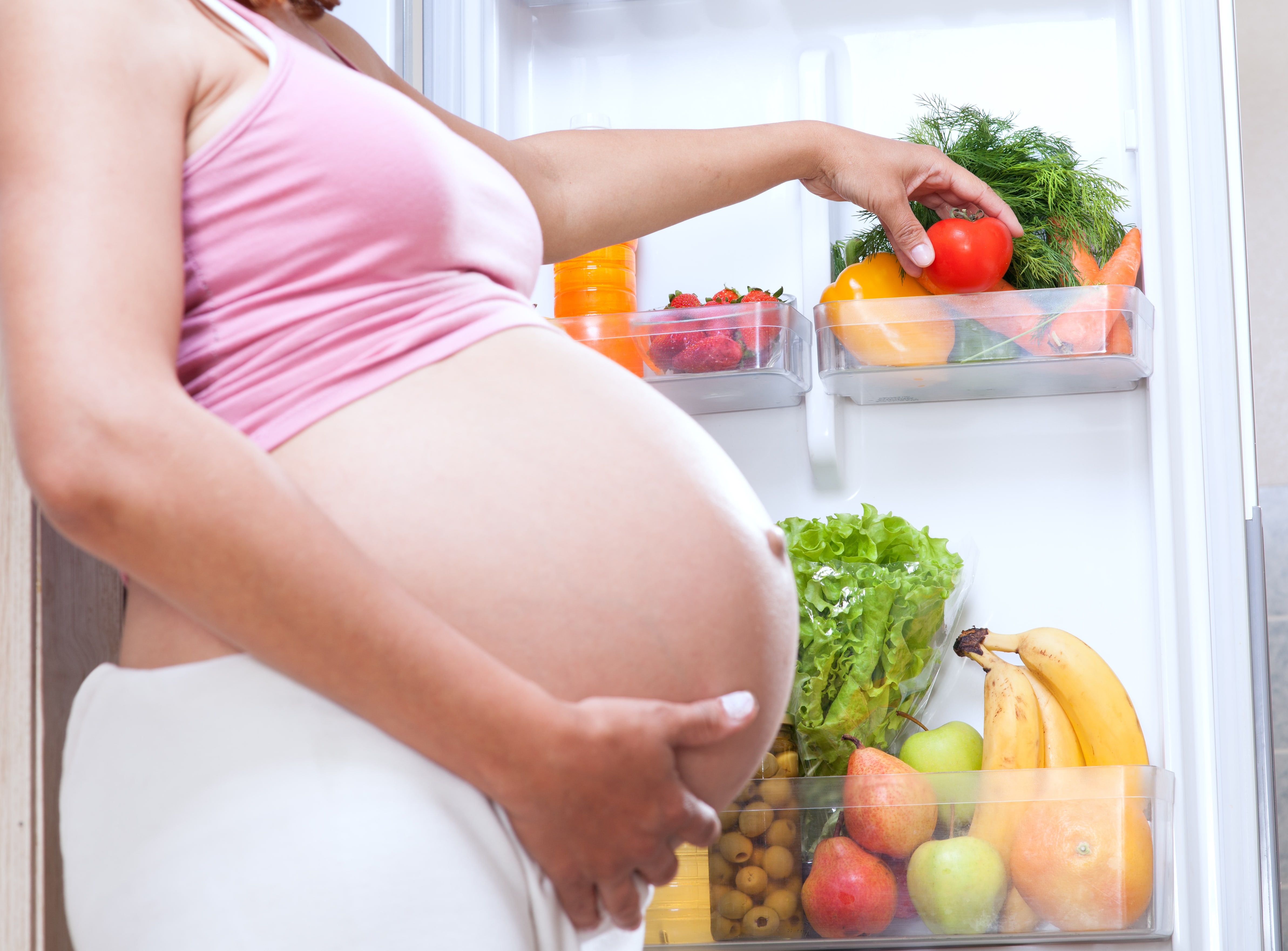 Лишний вес при беременности. Рациональное питание беременных. Ожирение и беременность. Беременные с лишним весом.
